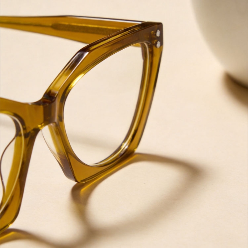 Picture of Sharp Glasses